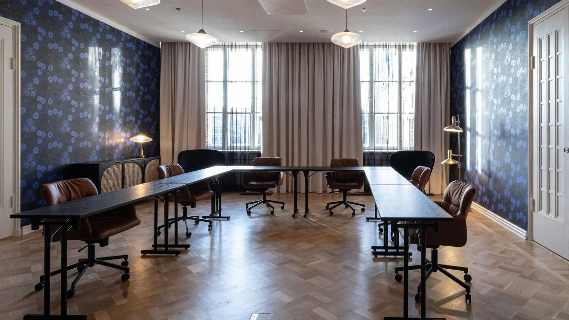 **** Hotel Scandic Grand Central Helsinki Finland