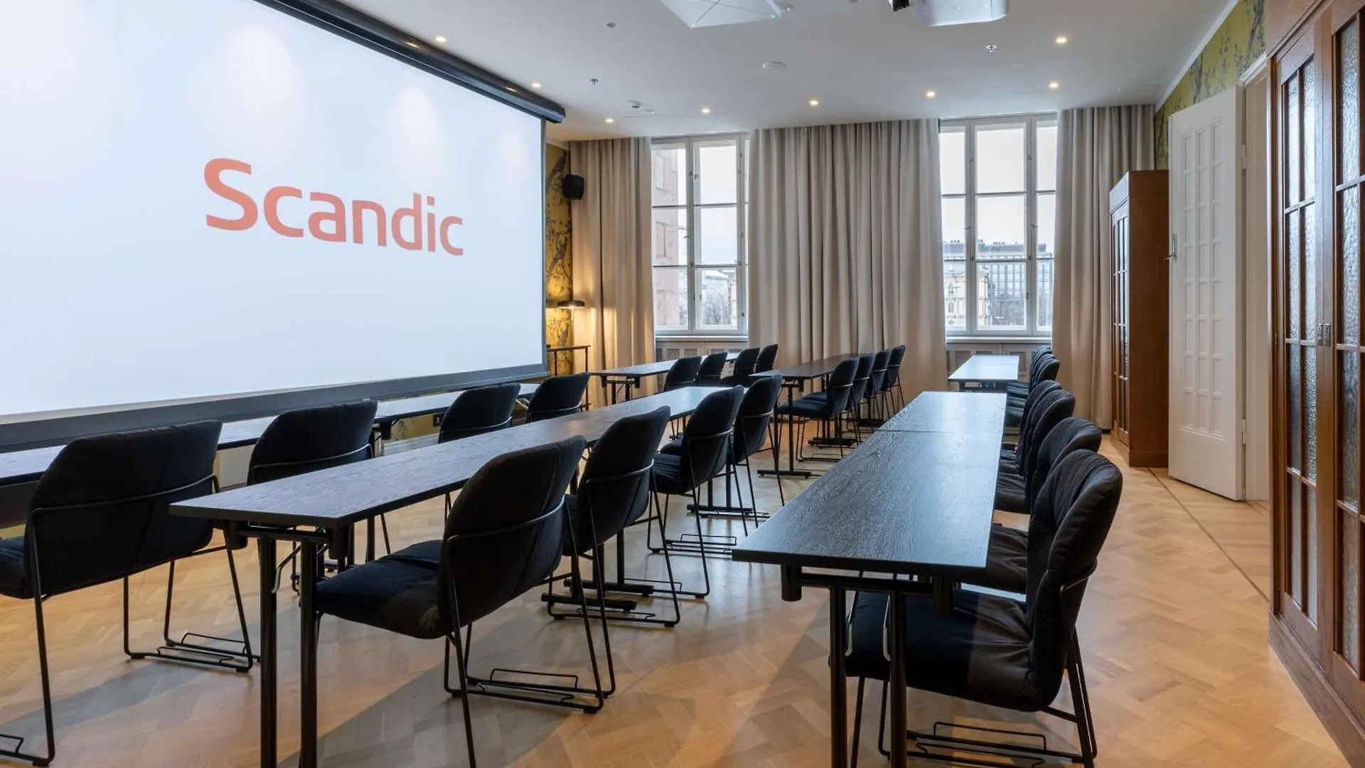 Scandic Grand Central Helsinki Hotel
