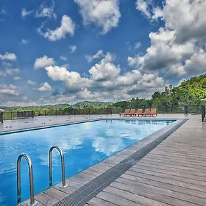 Hotel Oak Ray Regency