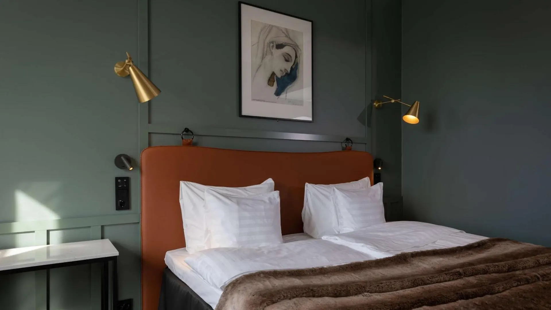 Scandic Grand Central Helsinki 4*,