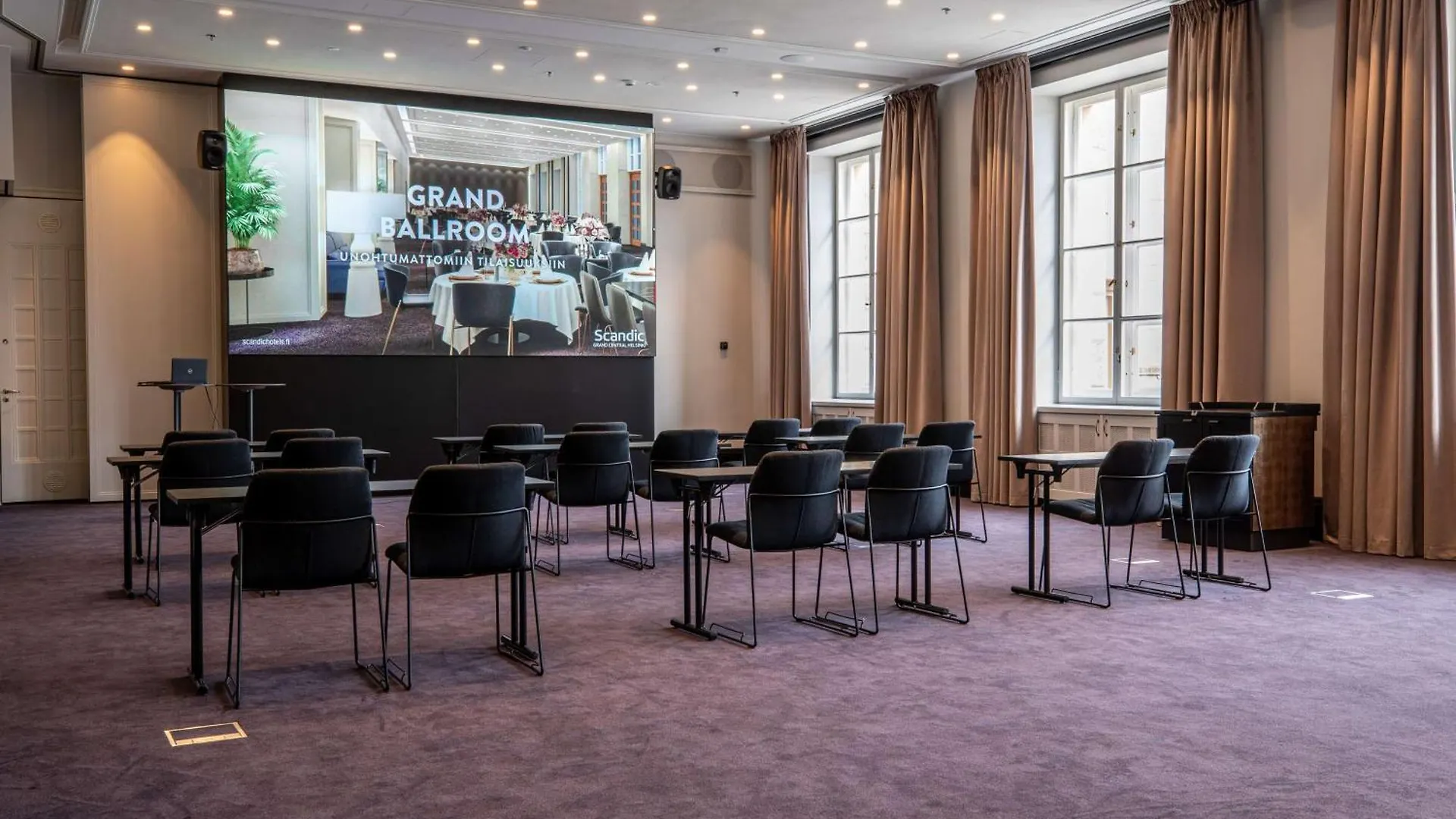 Scandic Grand Central هلسنكي 4*,  فنلندا