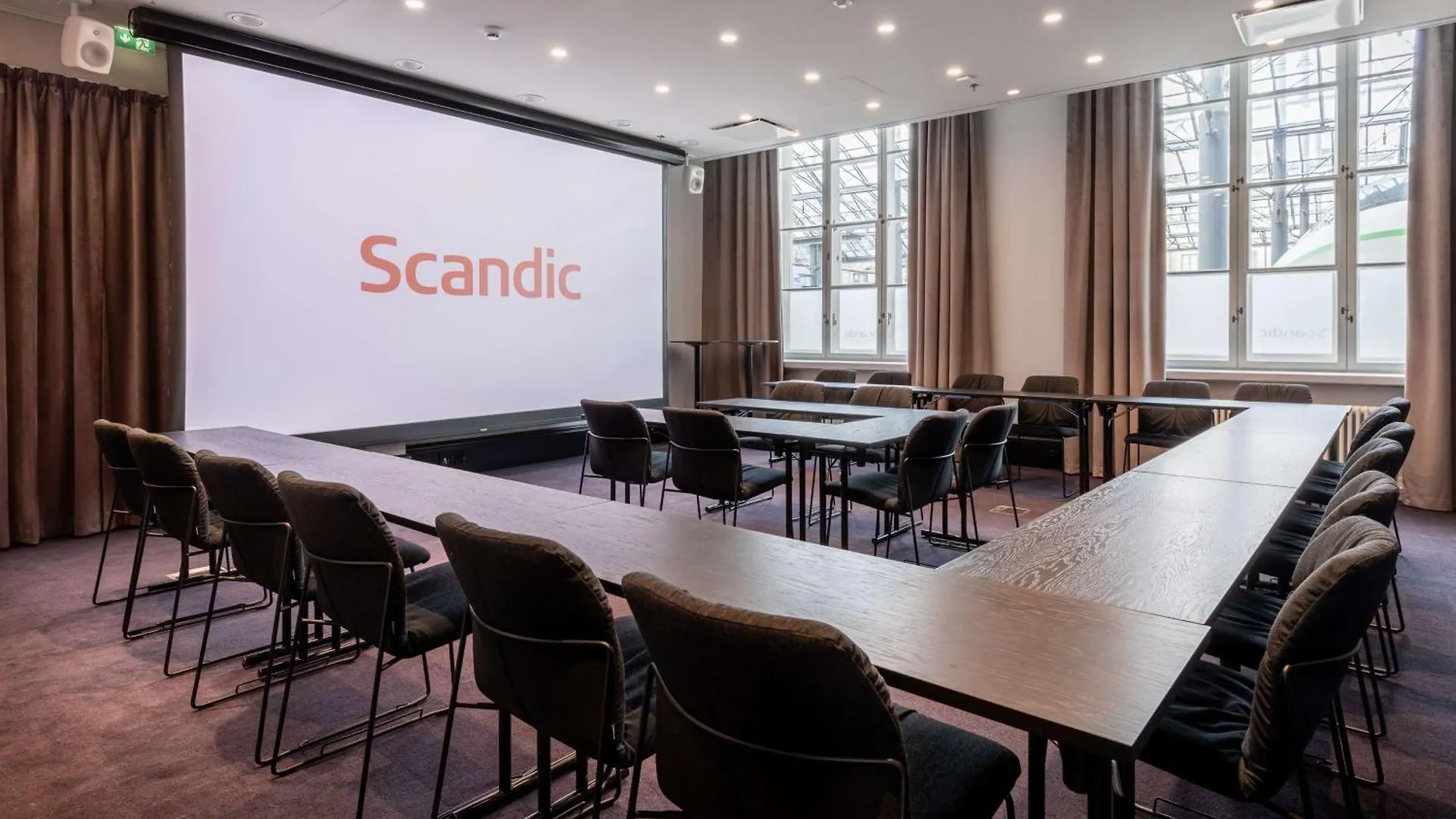 **** فندق Scandic Grand Central هلسنكي فنلندا